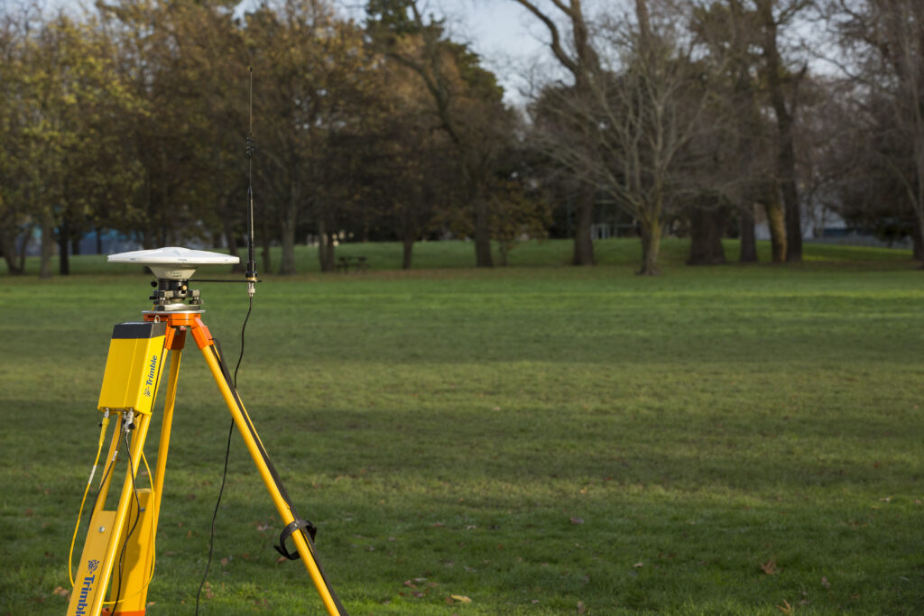 Trimble R750 MON