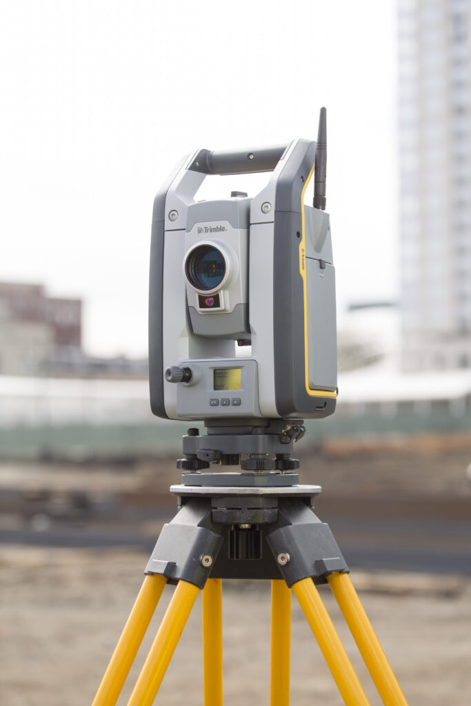 Trimble S7