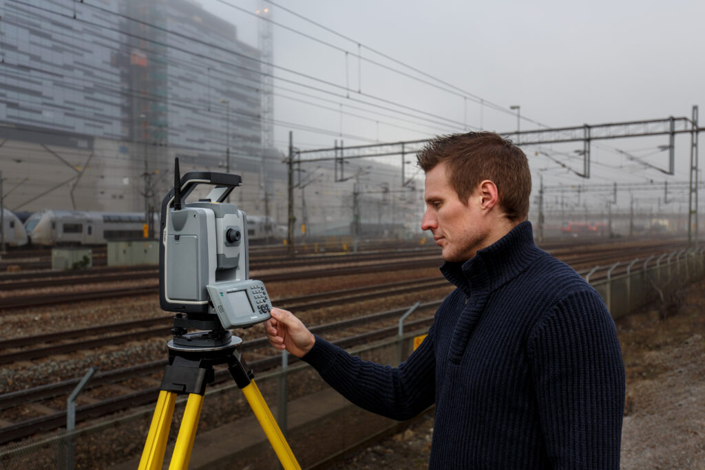 Trimble S9