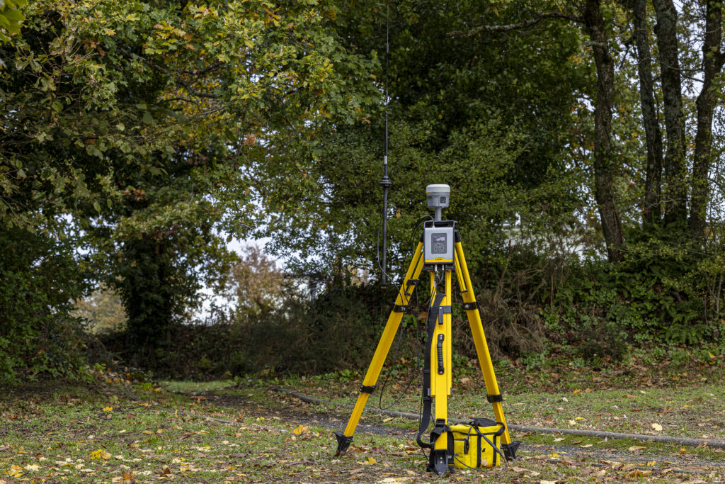 Trimble TDL450B